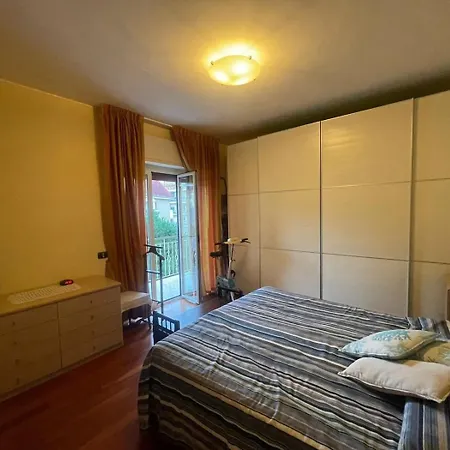 Apartment Laura - Via Martiri 217 *